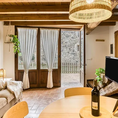 El Niu Holiday home Montagut
