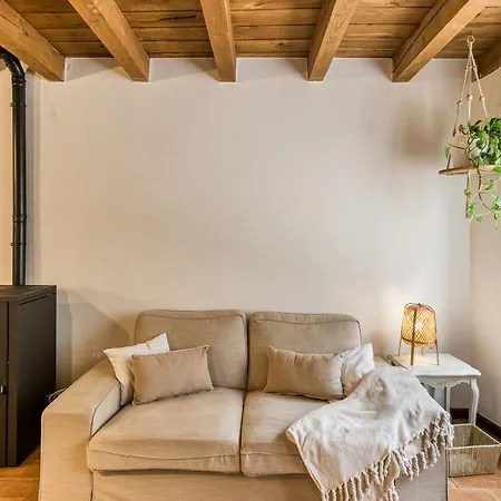 El Niu Holiday home Montagut